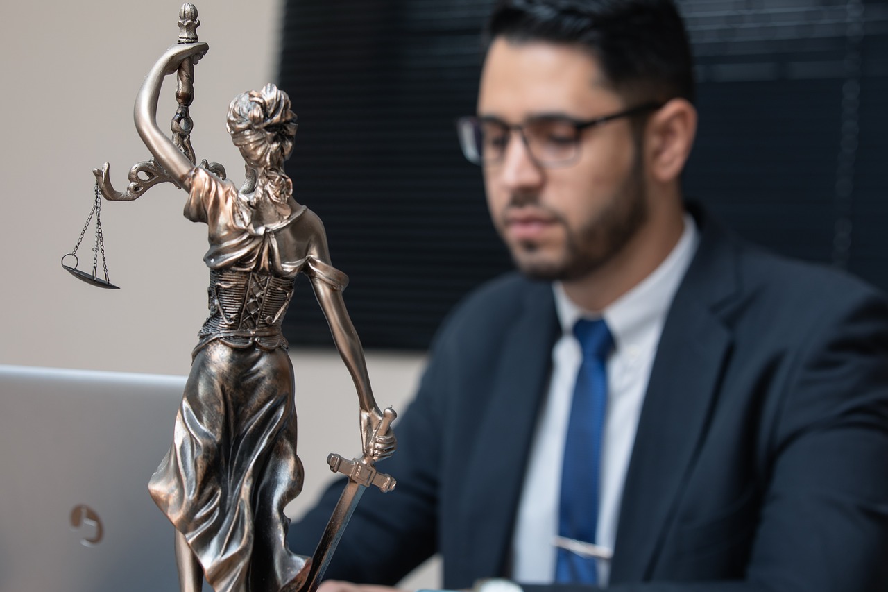 découvrez les services d'un avocat d'affaires : conseils juridiques, accompagnement en création d'entreprise, gestion de contrats et résolution de litiges pour assurer la sécurité et la croissance de votre entreprise.